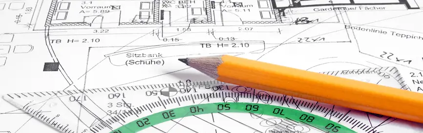 Lageplan mit Bleistift bei der freien Planung