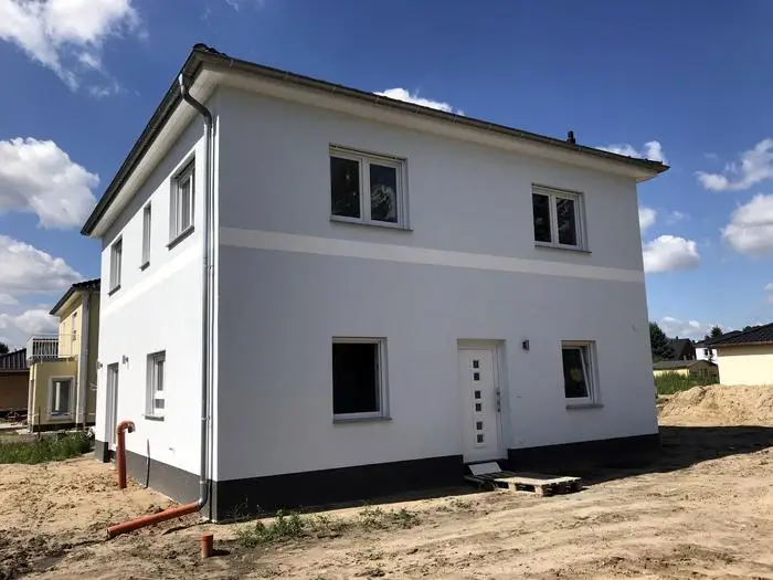 Referenz Stadtvilla in Fredersdorf Vogelsdorf Ahornstraße 32 mit Garage