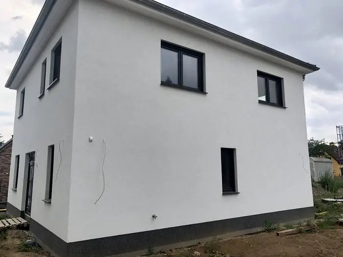 Referenz Stadtvilla in Bernau OT Schönow Werrastraße 4 6 Bau Einer mit Außenputz – Ansicht 2