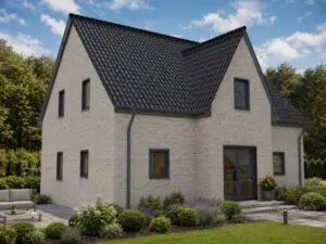 Einfamilienhaus Rüdnitz mit weißer Putzfassade, Eingangsseite