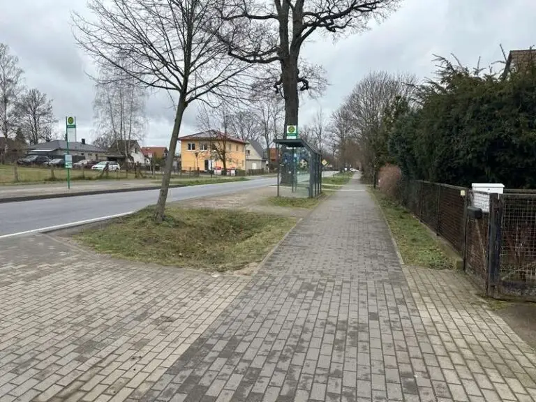 Starten Sie Ihr Bauprojekt mit KLINKER HAUS – auf 617 m² in bester Lage