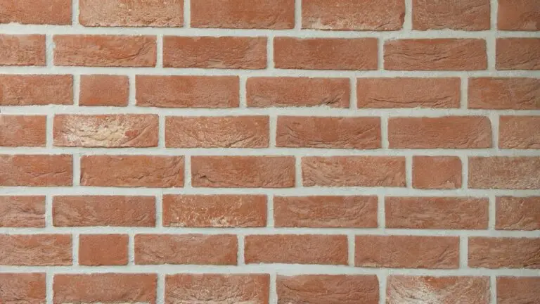 Klinker SZ 86367, gleichmäßiges Rot mit leichtem Farbspiel, glatte Oberfläche – KLINKER HAUS